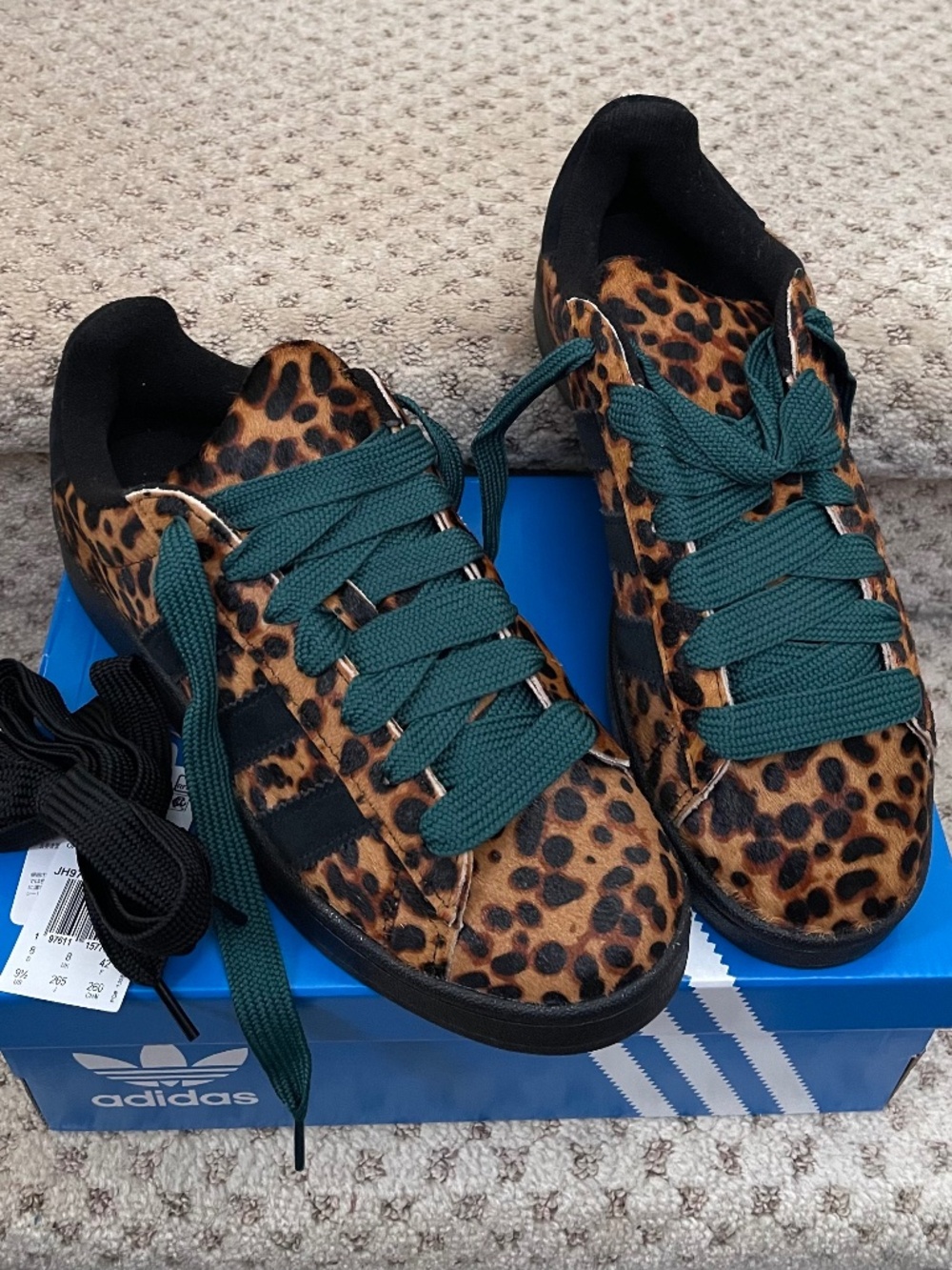 NIB Women’s Adidas Campus leopard shoes size 9.5 W/8 UK/42 F